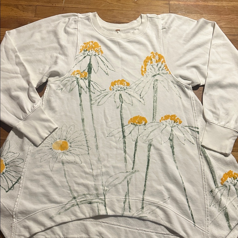 Free People Cream Floral Daisy Oversized Sweatshirt with Yellow and Green Print - Picture 2 of 14